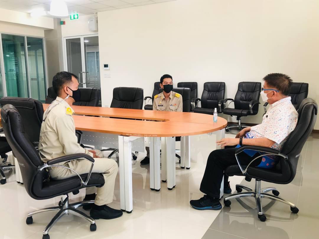 บุคคลที่ได้รับการบรรจุและแต่งตั้งข้าราชการองค์การบริหารส่วนจังหวัดสุพรรณบุรีใหม่ รายงานตัวเข้าพบผู้บริหาร