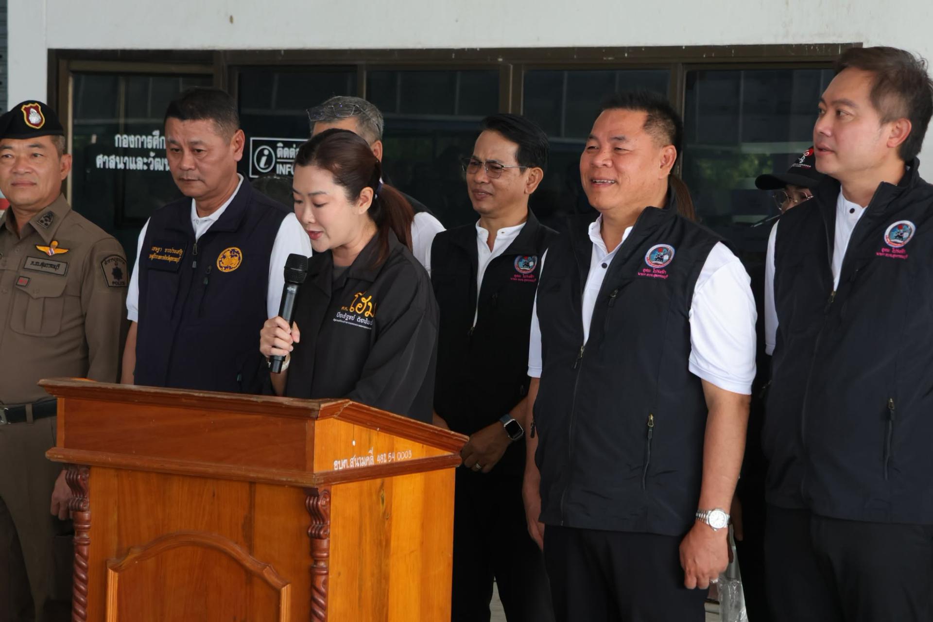 รัฐมนตรีช่วยว่าการกระทรวงเกษตรและสหกรณ์ ร่วมลงพื้นที่ติดตามสถานการณ์อุทกภัย